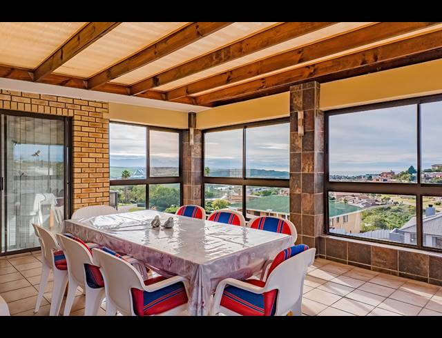 3 BEDROOM DUET FOR SALE IN HARTENBOS HEUWELS